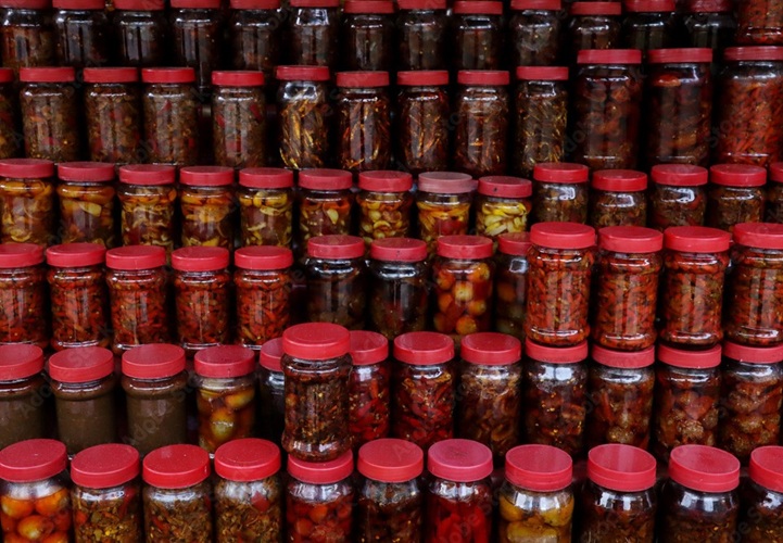 homemade-mixed-vegetable-pickle-500g